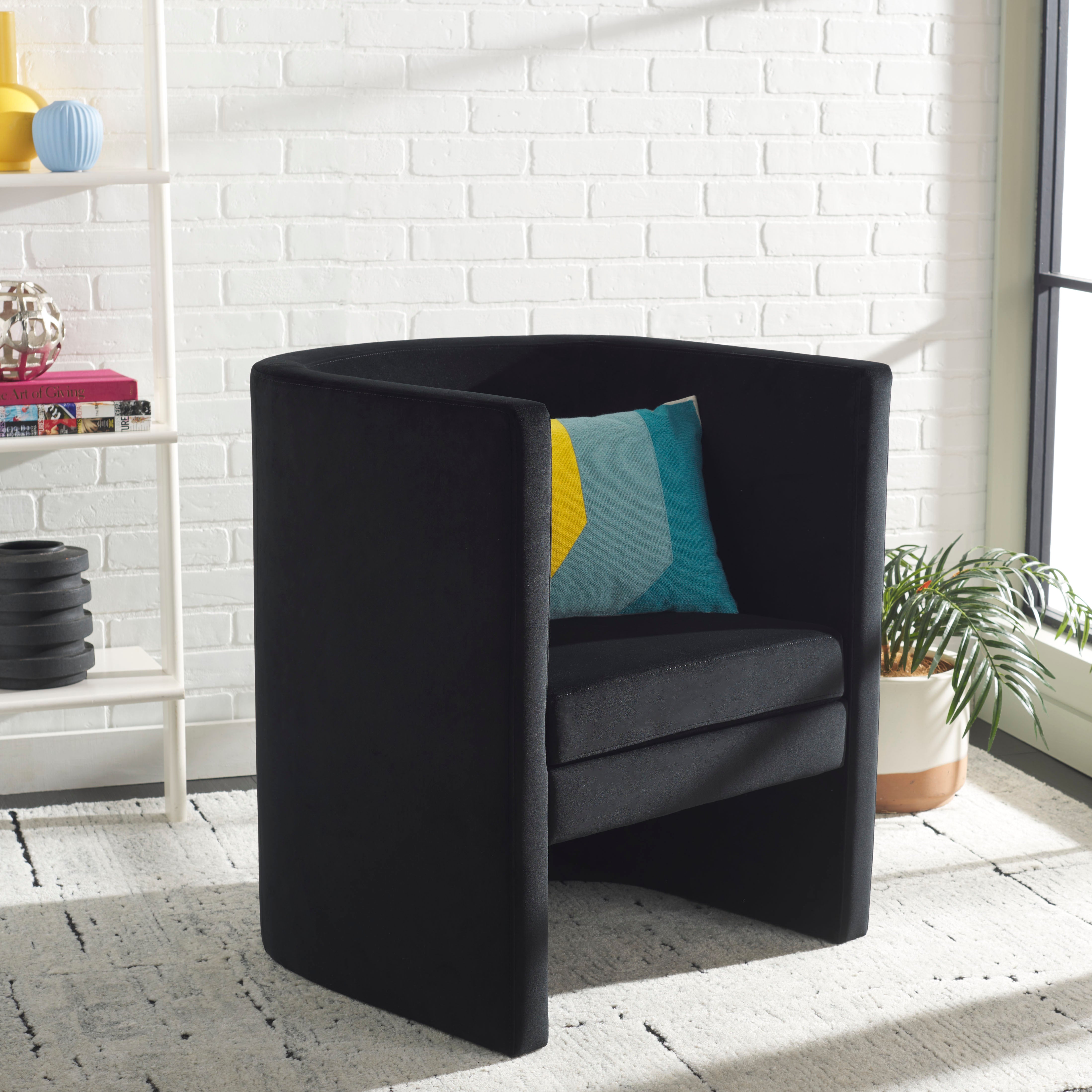 EYDIS ACCENT CHAIR